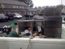 Best Retail Junk Removal  in Neosho, MO